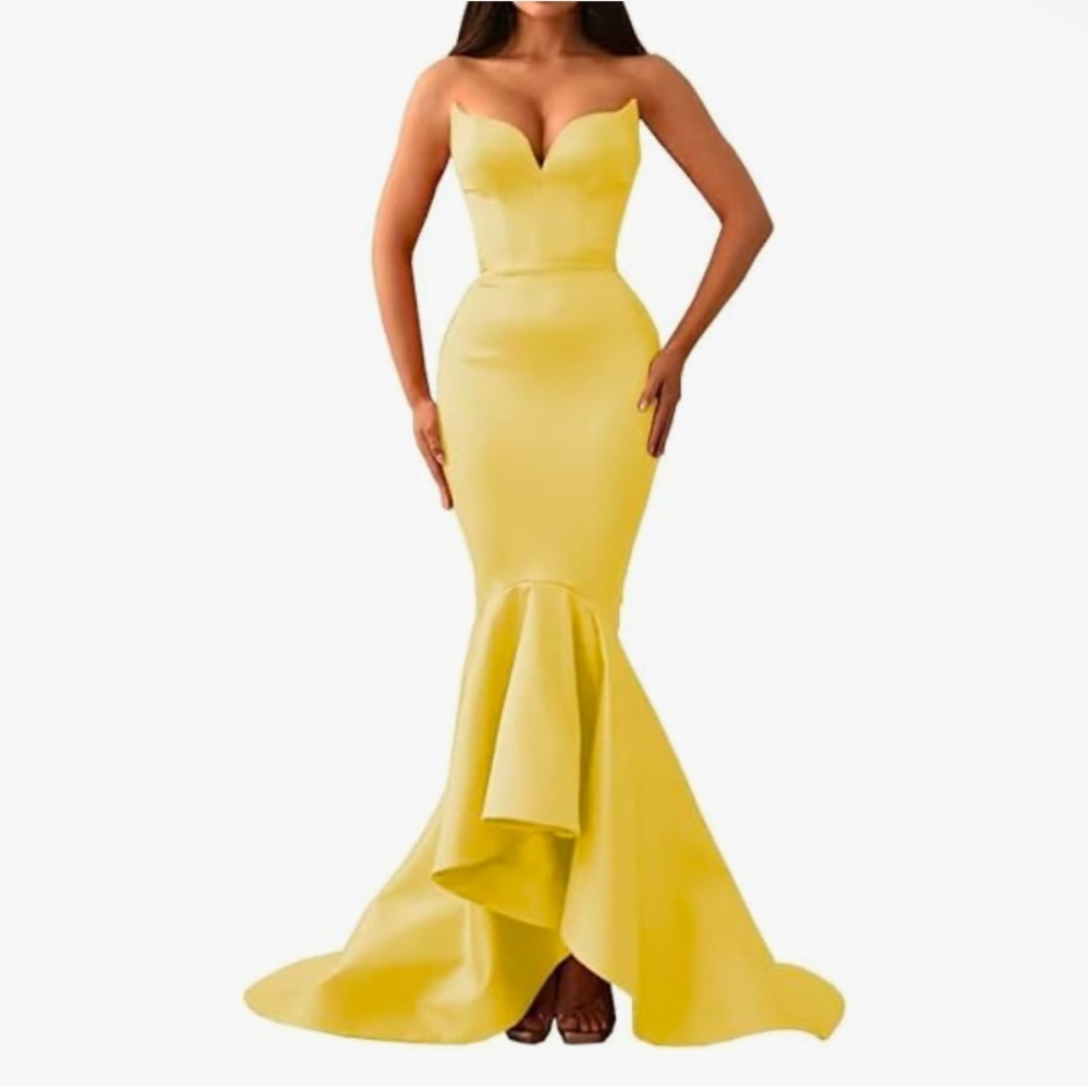 New Dress with Sweetheart Neckline, Sweep Train, Lace Up Back, A-Line Silhouette